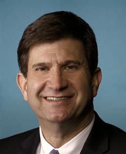 Bradley Schneider